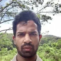 Profile ஒரு ஆங்கில ஆசிரியர்